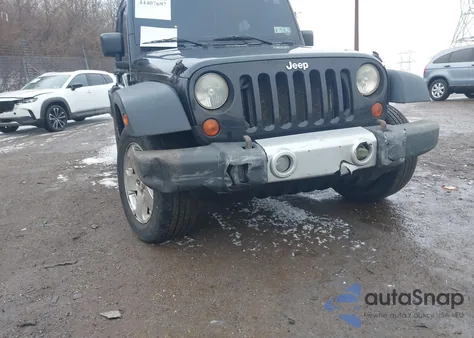 2008 Jeep Wrangler Unlimited Sahara из США, поврежденный, VIN 1J4GA59188L633886